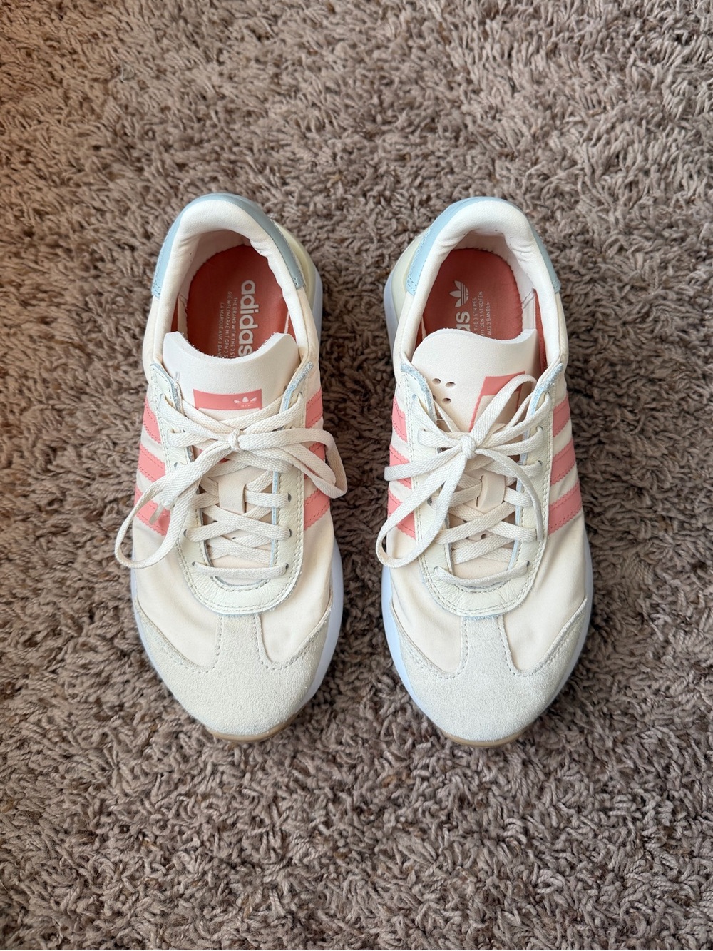 Adidas Country XLG cream pink